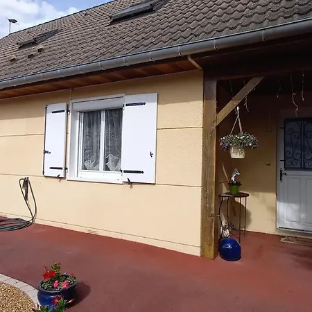 度假居 Proche Paris Maison Dans Village Pres De Reims Champigny (Marne)